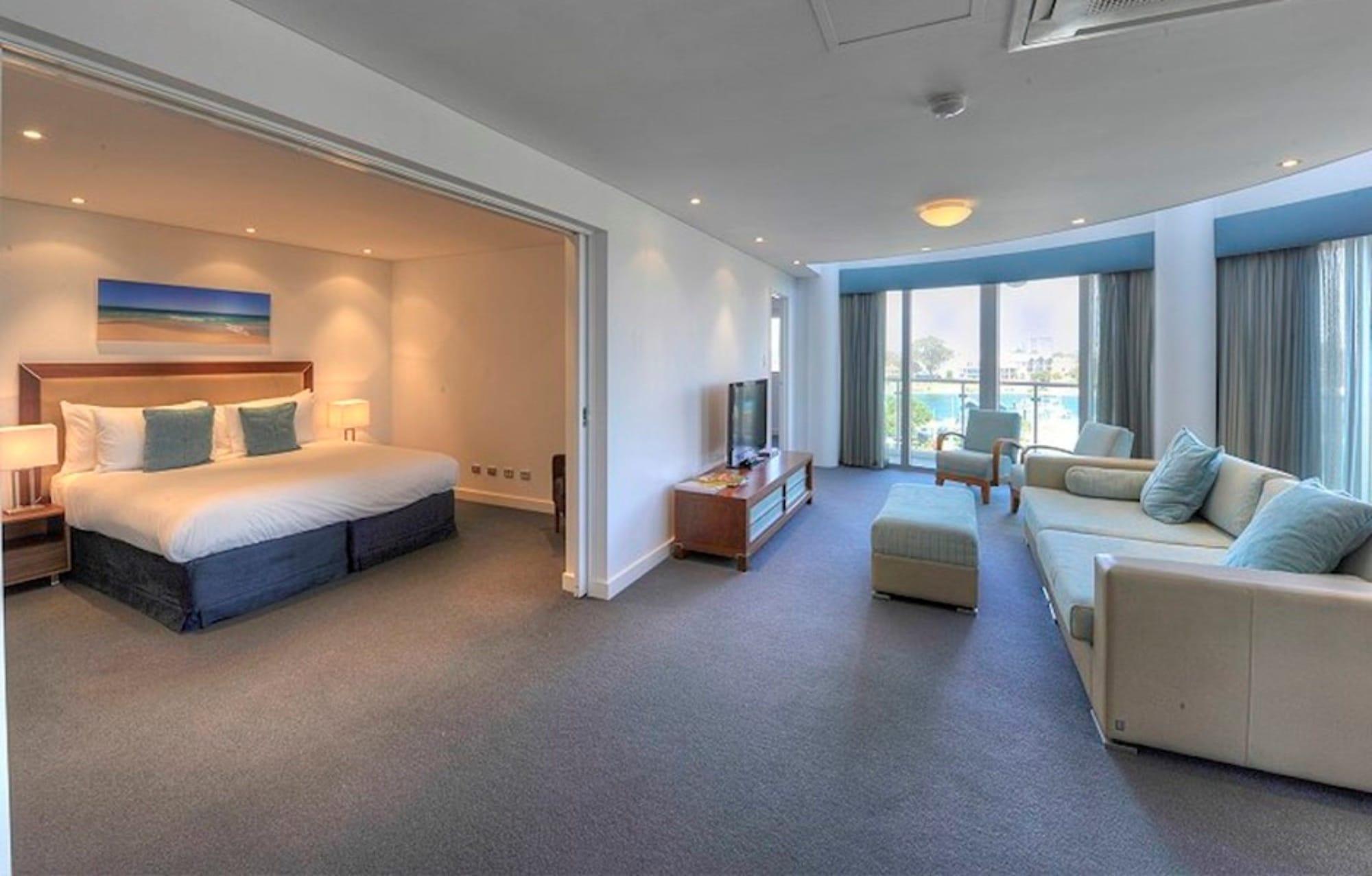 Seashells Mandurah Hotel Bagian luar foto