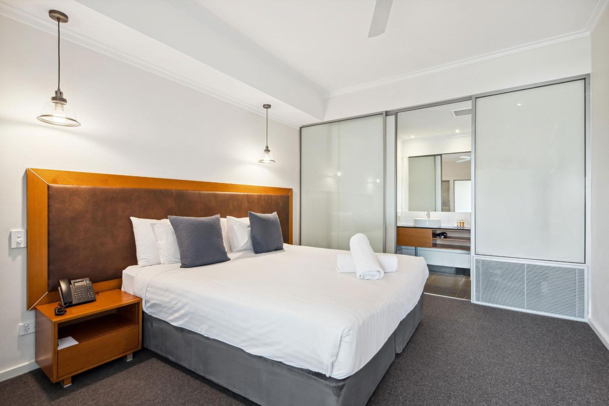 Seashells Mandurah Hotel Bagian luar foto