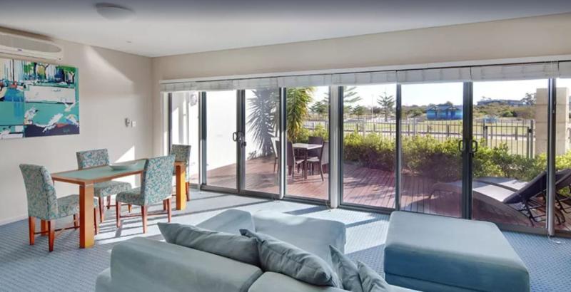 Seashells Mandurah Hotel Bagian luar foto