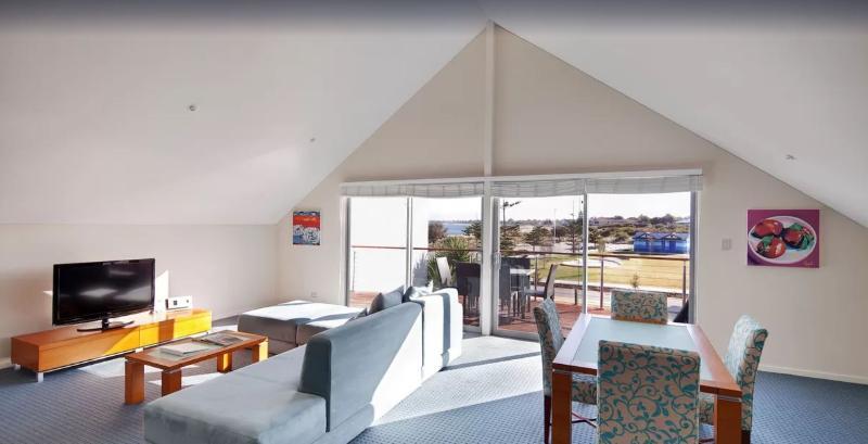 Seashells Mandurah Hotel Bagian luar foto